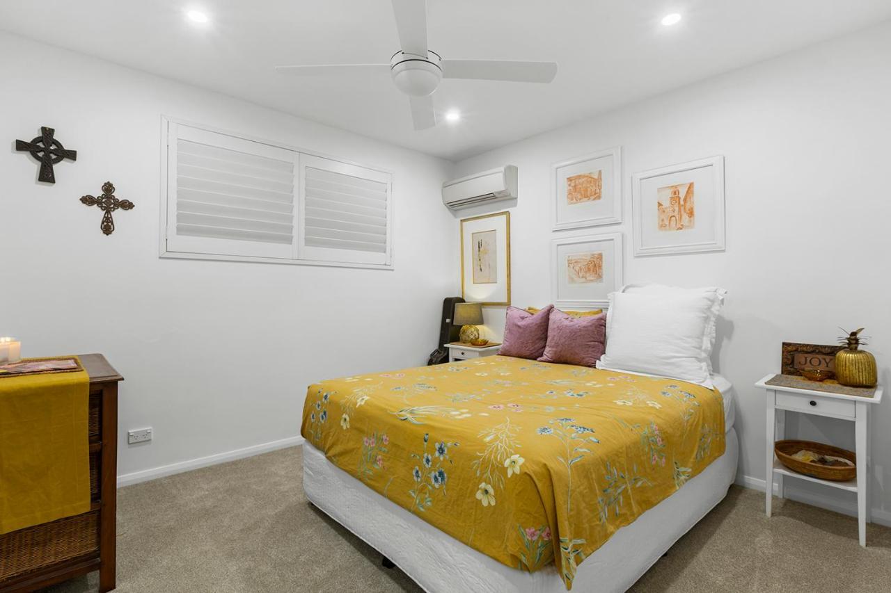 3 Bedroom Penthouse - Short Walk To Sandstone Point Apartment Bongaree