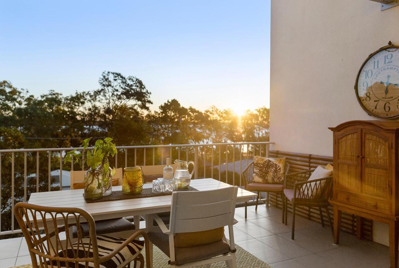 Apartment 3 Bedroom Penthouse - Short Walk To Sandstone Point